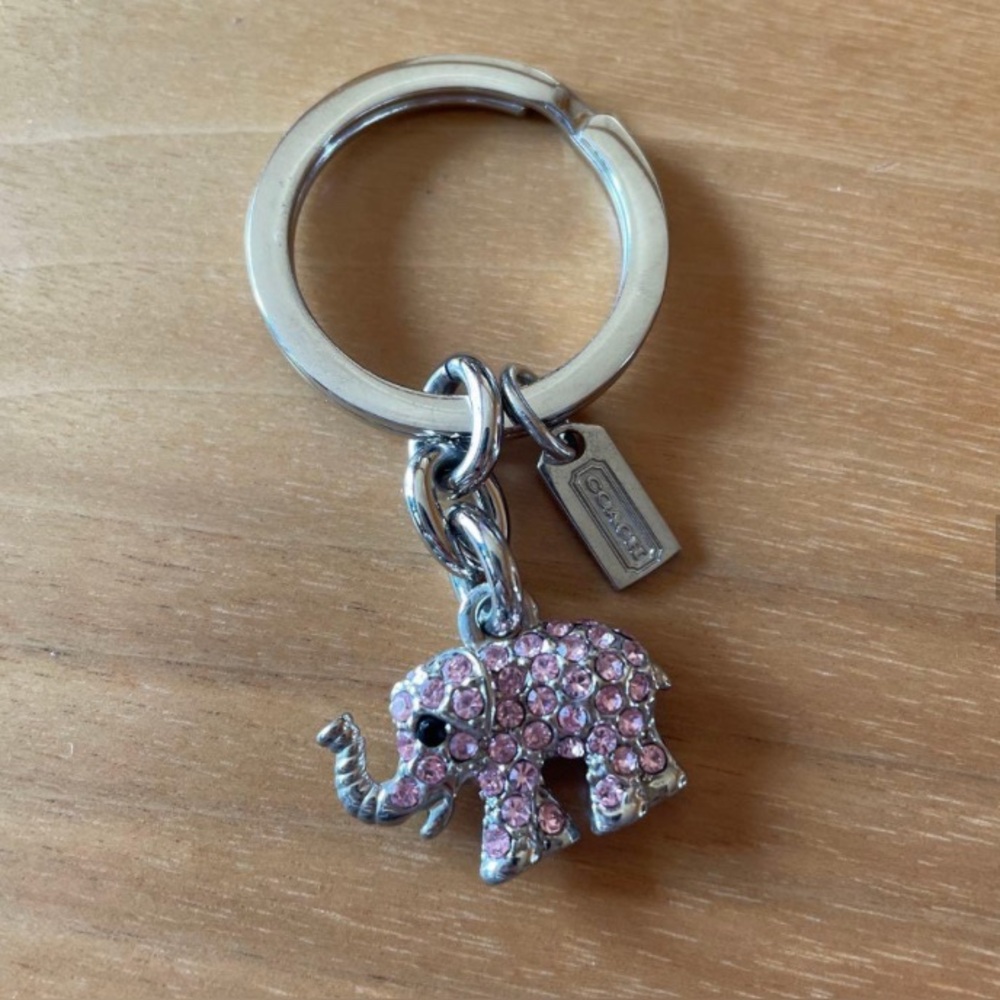 Coach 3D Vintage Y2K Elephant Pave Pink Crystal Keyfob EUC